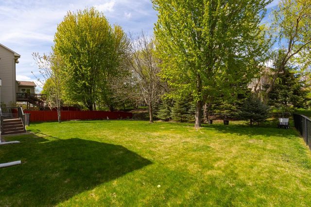 9724 Geisler Road, Eden Prairie, MN 55347