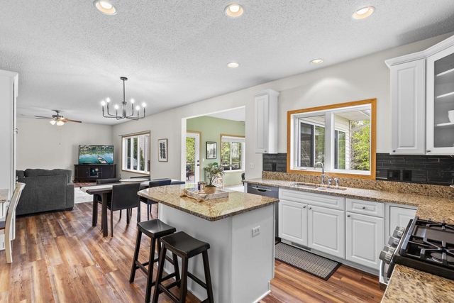 9724 Geisler Road, Eden Prairie, MN 55347