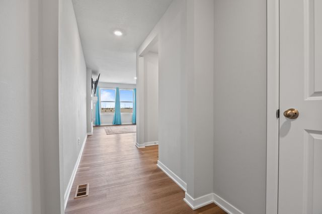 1275 NW Williamsburg Lane, Waukee, IA 50263