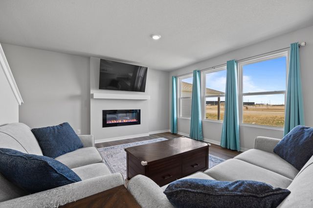 1275 NW Williamsburg Lane, Waukee, IA 50263