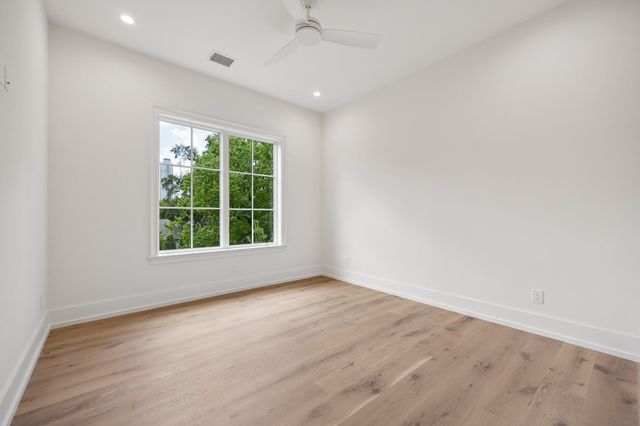 4026 Colquitt Street, Houston, TX 77027