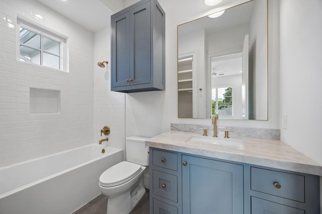 4026 Colquitt Street, Houston, TX 77027