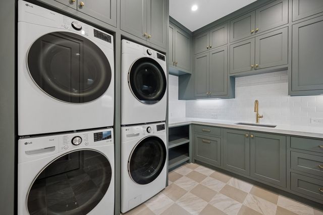 4026 Colquitt Street, Houston, TX 77027