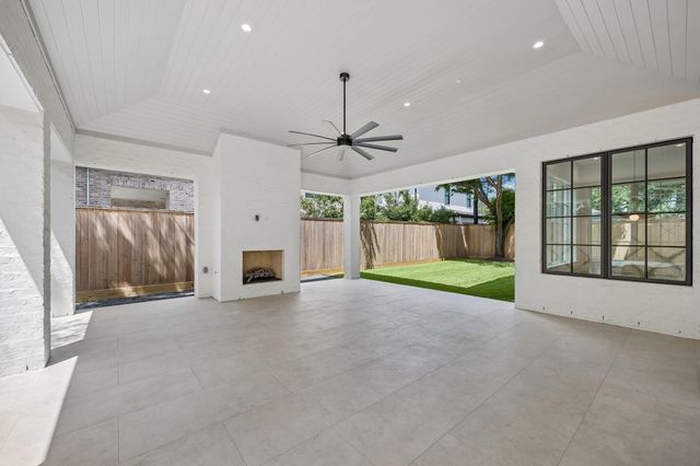 4026 Colquitt Street, Houston, TX 77027