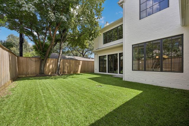 4026 Colquitt Street, Houston, TX 77027