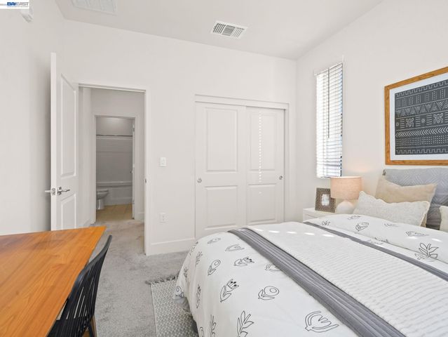 3265 Internet Cmn 1000, Fremont, CA 94538