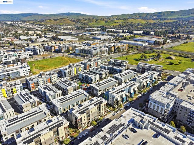 3265 Internet Cmn 1000, Fremont, CA 94538