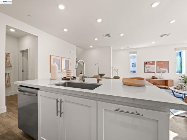 3265 Internet Cmn 1000, Fremont, CA 94538