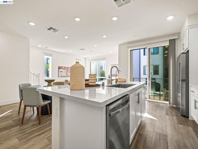 3265 Internet Cmn 1000, Fremont, CA 94538