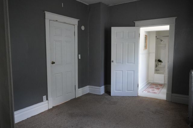 923 7th Avenue S, Moorhead, MN 56560
