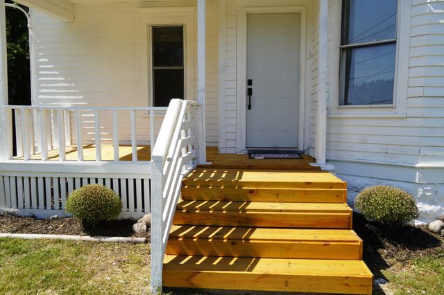 923 7th Avenue S, Moorhead, MN 56560