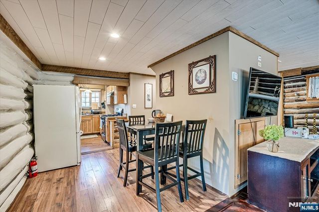 177 Otterhole Road, West Milford, NJ 07480