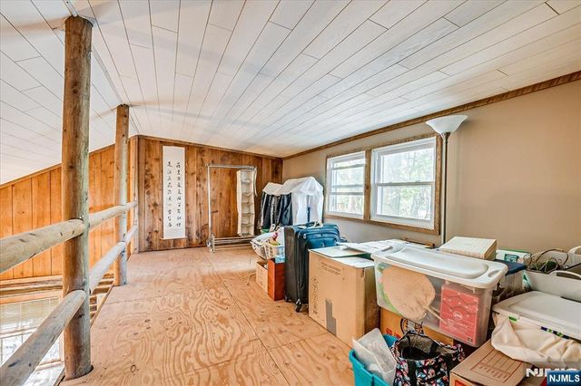 177 Otterhole Road, West Milford, NJ 07480