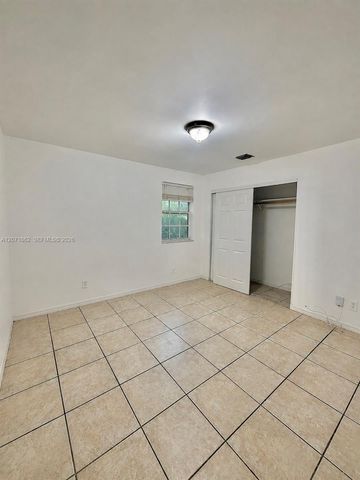 2653 SW 51st Street 1, Fort Lauderdale, FL 33312