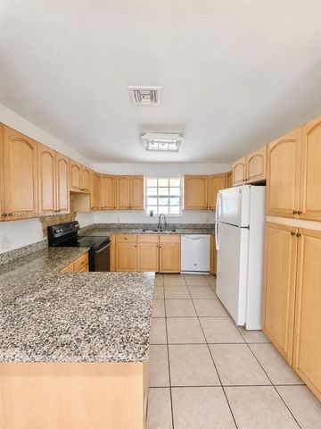 2653 SW 51st Street 1, Fort Lauderdale, FL 33312