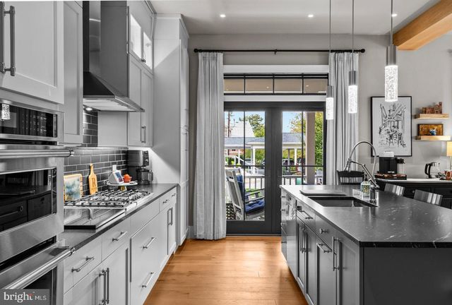 1116 BELMONT AVE, Wyomissing, PA 19610