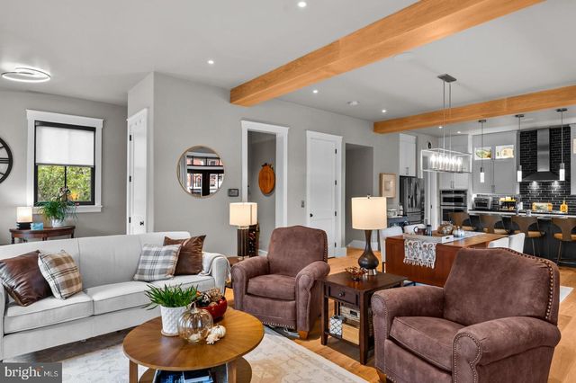 1116 BELMONT AVE, Wyomissing, PA 19610