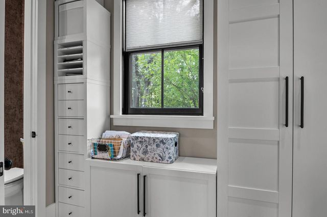 1116 BELMONT AVE, Wyomissing, PA 19610