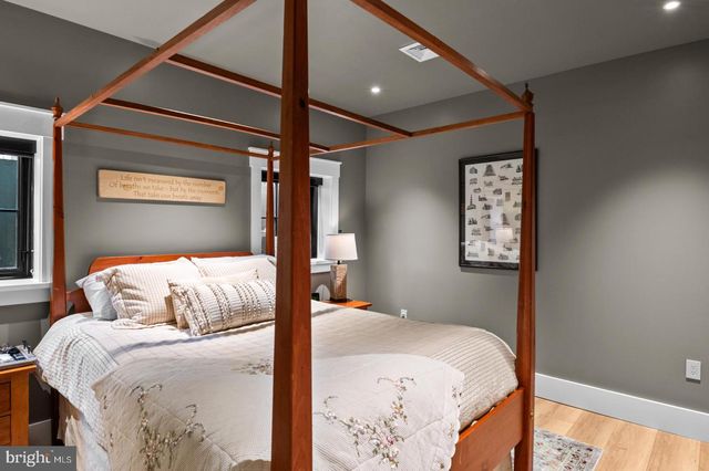 1116 BELMONT AVE, Wyomissing, PA 19610