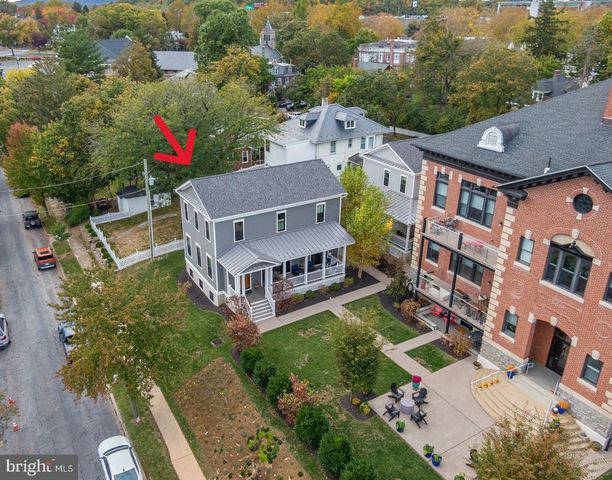 1116 BELMONT AVE, Wyomissing, PA 19610