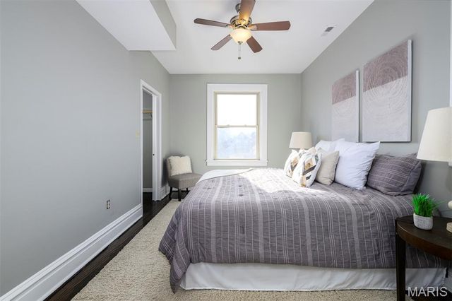 4140 Shaw Boulevard, St Louis, MO 63110