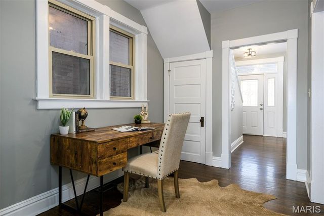 4140 Shaw Boulevard, St Louis, MO 63110