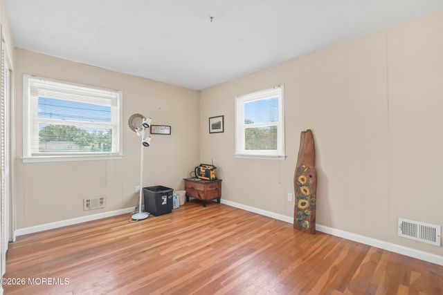 58 Old Bridge Drive, Howell, NJ 07731