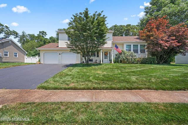 58 Old Bridge Drive, Howell, NJ 07731