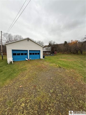 6521 Charlotte Center Road, Charlotte, NY 14782