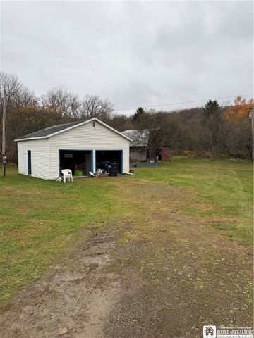 6521 Charlotte Center Road, Charlotte, NY 14782