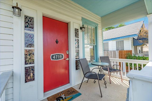 4719 Avenue R, Galveston, TX 77551