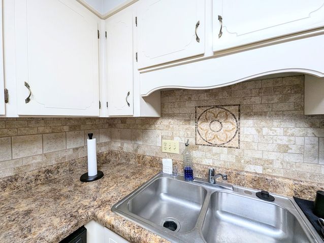 1115 Strathmore Avenue, Dothan, AL 36303