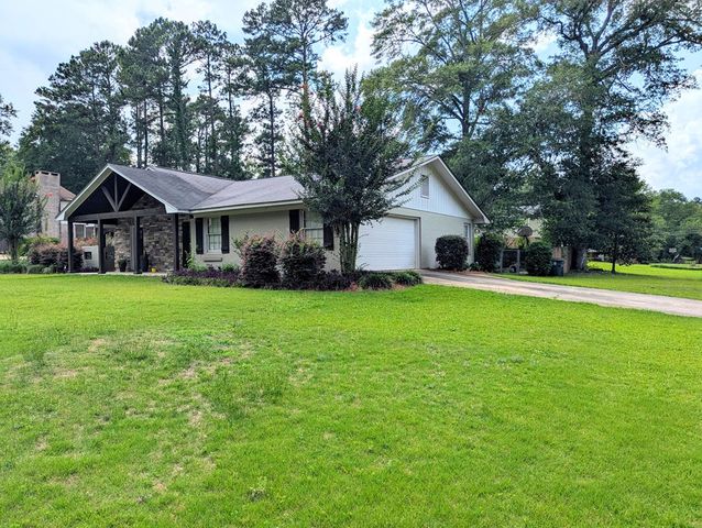 1115 Strathmore Avenue, Dothan, AL 36303