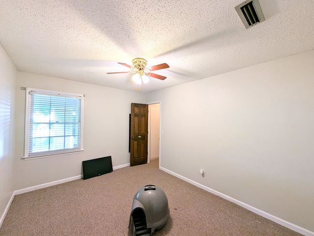 1115 Strathmore Avenue, Dothan, AL 36303