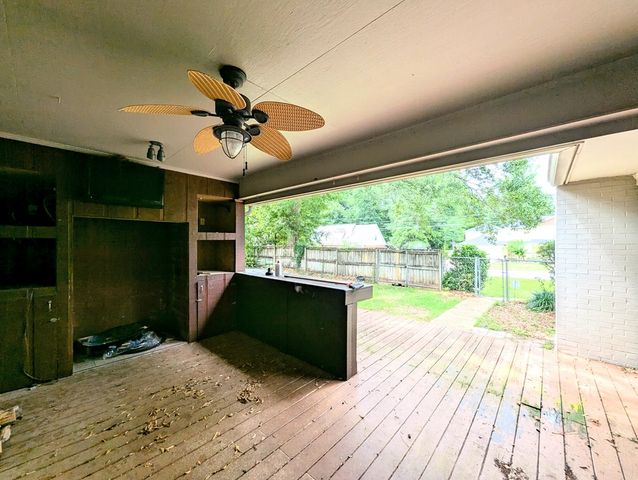 1115 Strathmore Avenue, Dothan, AL 36303