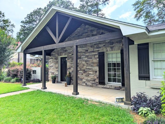 1115 Strathmore Avenue, Dothan, AL 36303