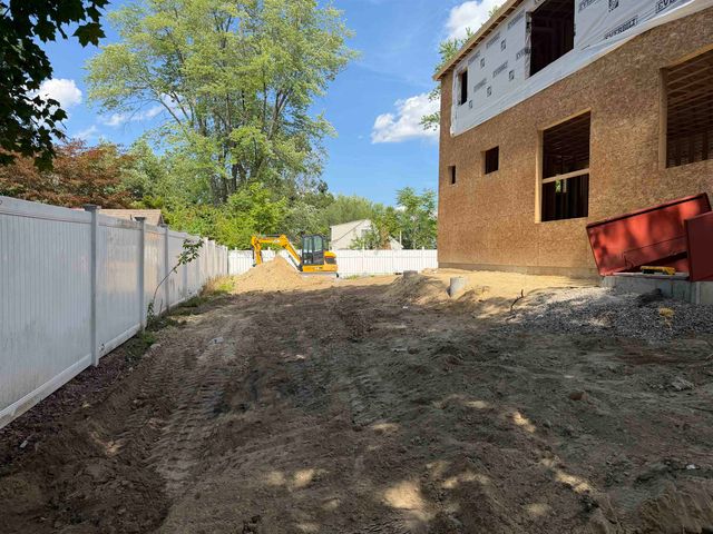 38 Bell Street, Nashua, NH 03064