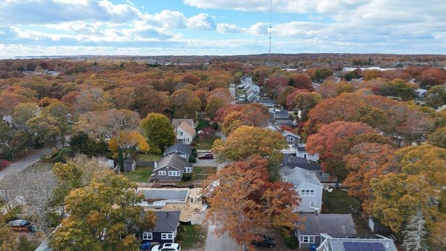 65 Cypress St, Falmouth, MA 02536