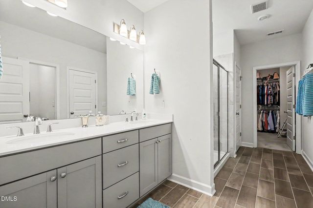 8932 Kitchin Farms Way, Wake Forest, NC 27587
