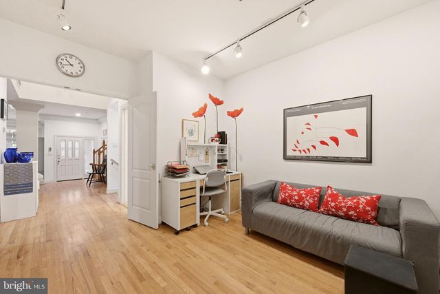 5803 MADAKET RD, Bethesda, MD 20816