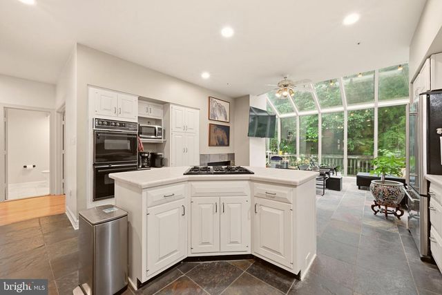 5803 MADAKET RD, Bethesda, MD 20816