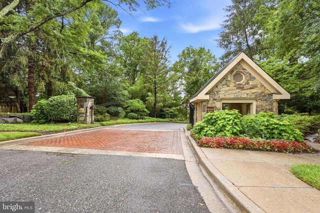 5803 MADAKET RD, Bethesda, MD 20816