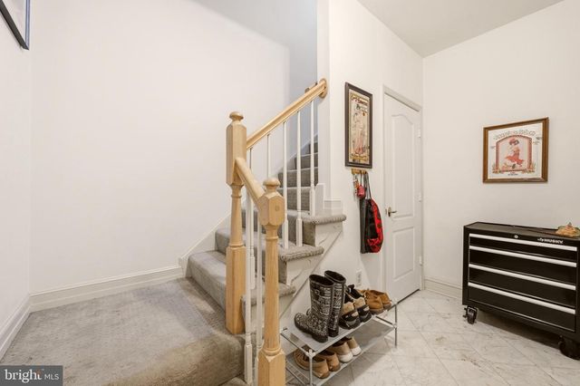 5803 MADAKET RD, Bethesda, MD 20816