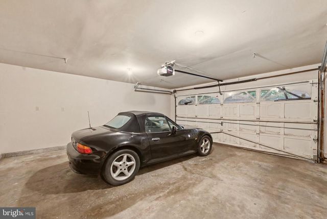 5803 MADAKET RD, Bethesda, MD 20816