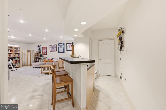 5803 MADAKET RD, Bethesda, MD 20816