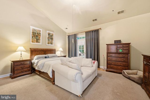 5803 MADAKET RD, Bethesda, MD 20816