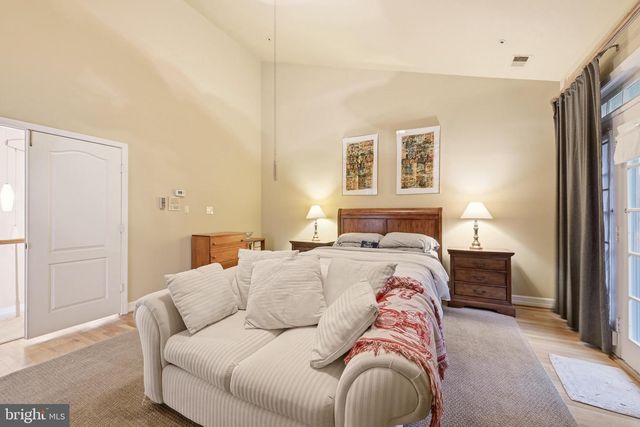 5803 MADAKET RD, Bethesda, MD 20816