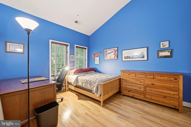 5803 MADAKET RD, Bethesda, MD 20816