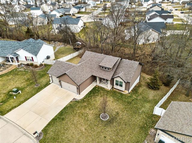 760 Glen Eagle Drive, Troy, MO 63379