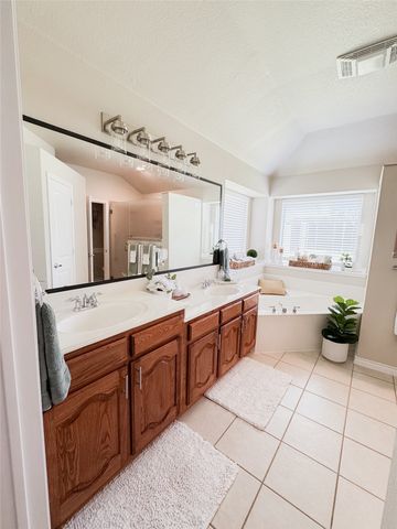 1244 Waters Edge Drive, Rockwall, TX 75087